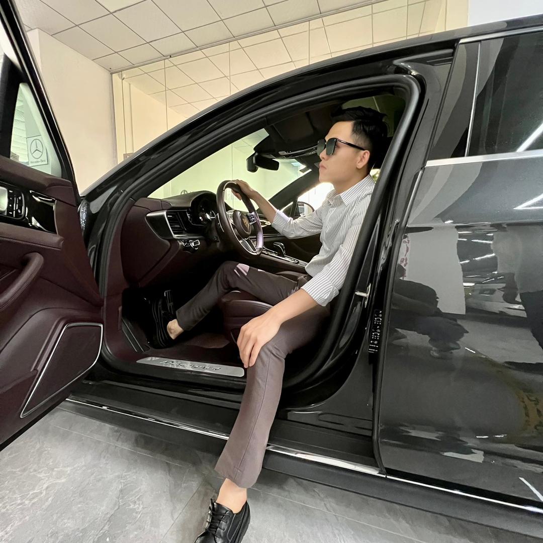 锋仔撩车