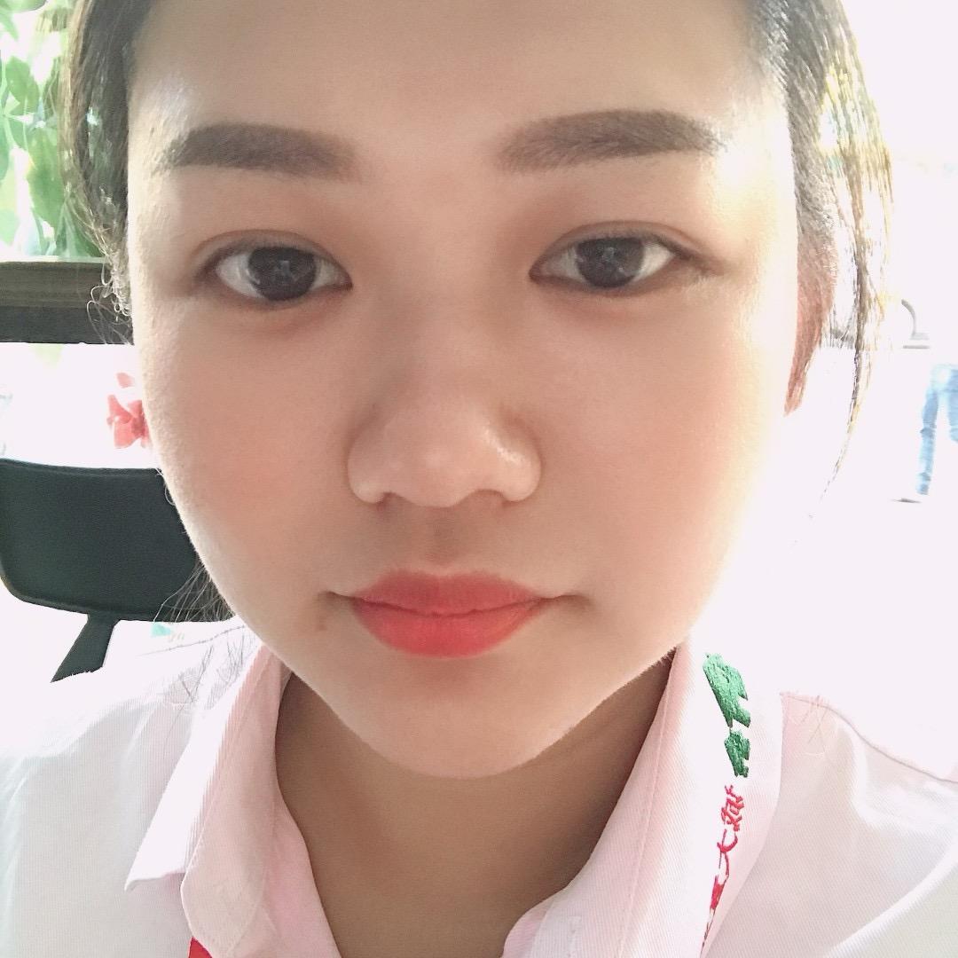 东兴房产。依依