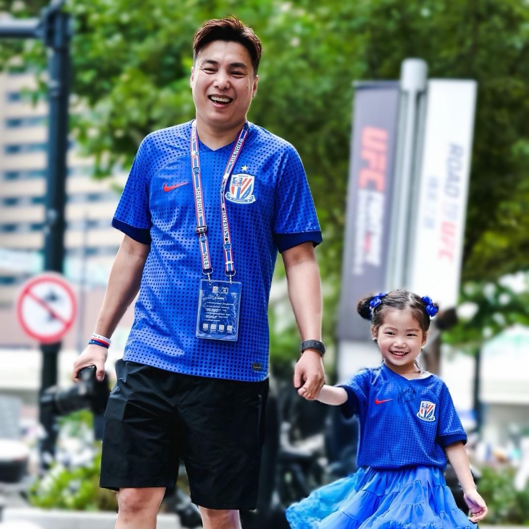 奶爸蓝血人💙
