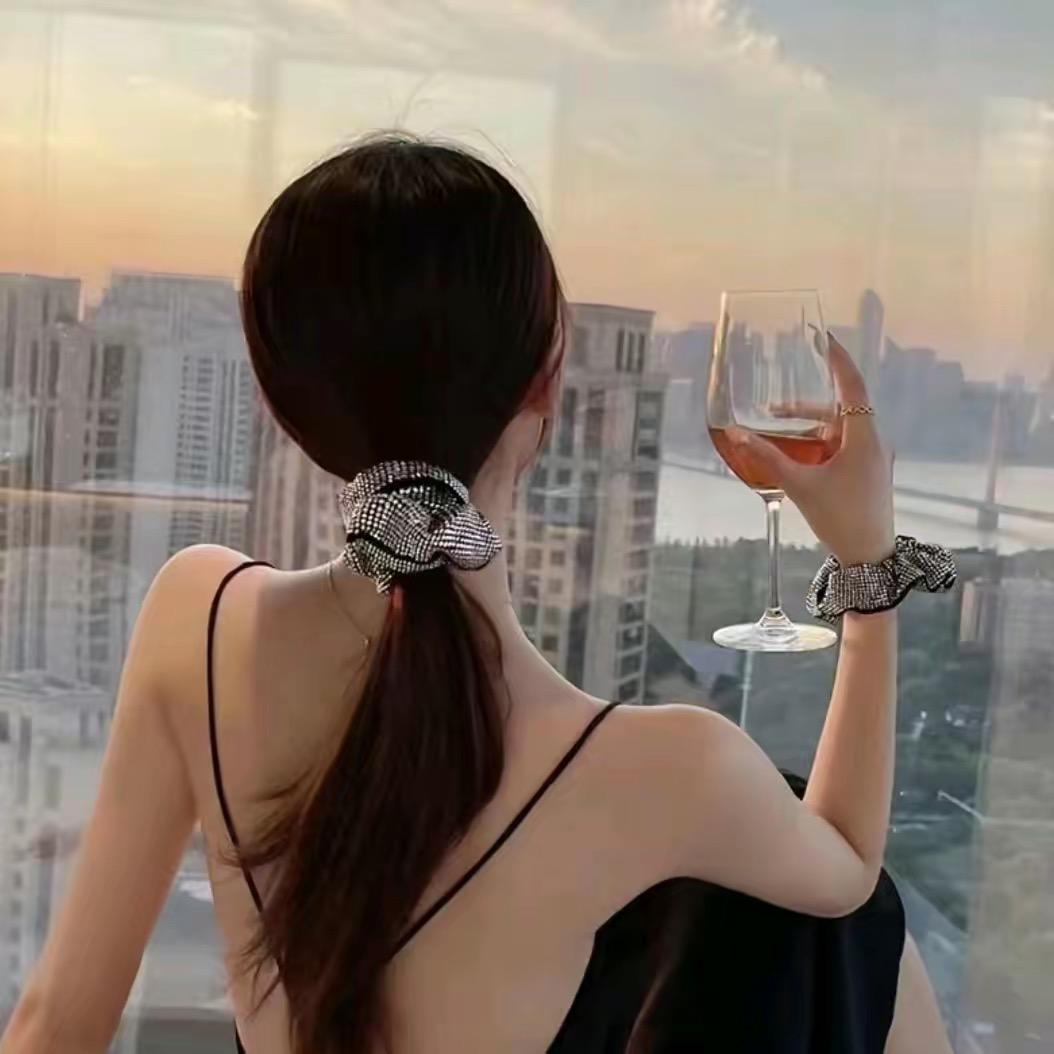 寄宿于人间