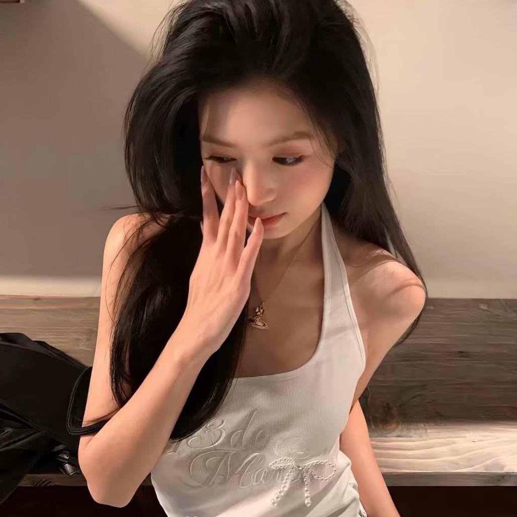 小王睡醒了