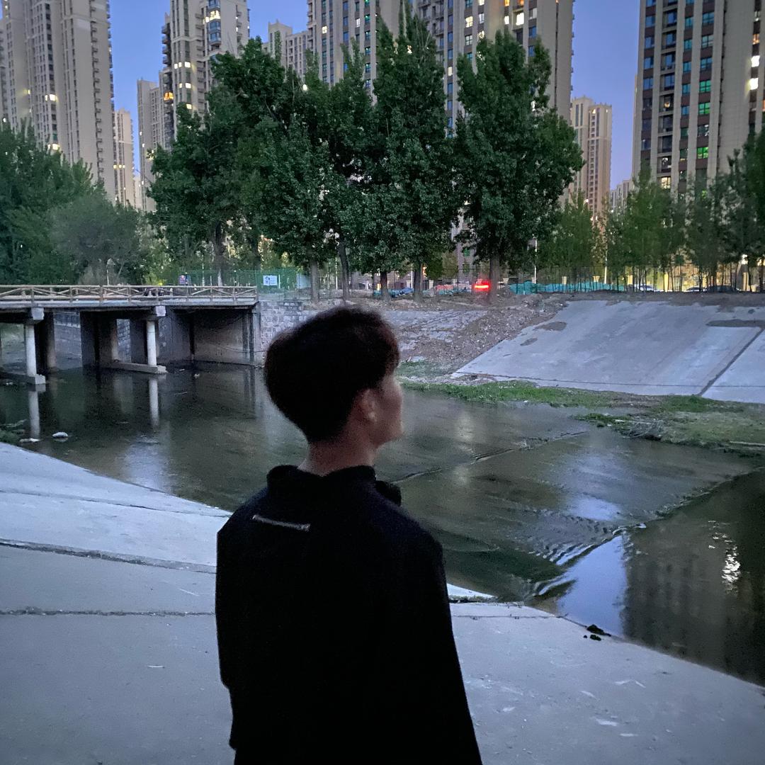 李信不信
