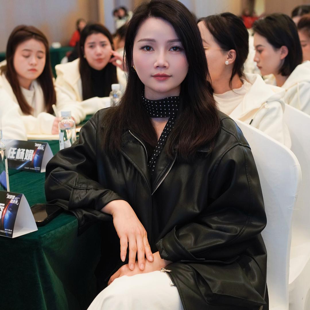 叫香香。