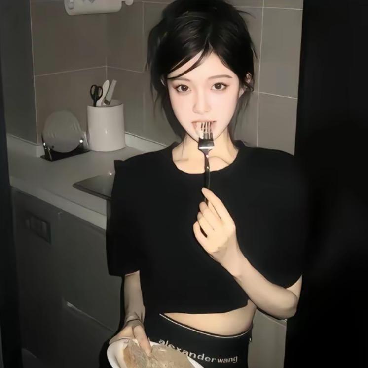 腼腆小美