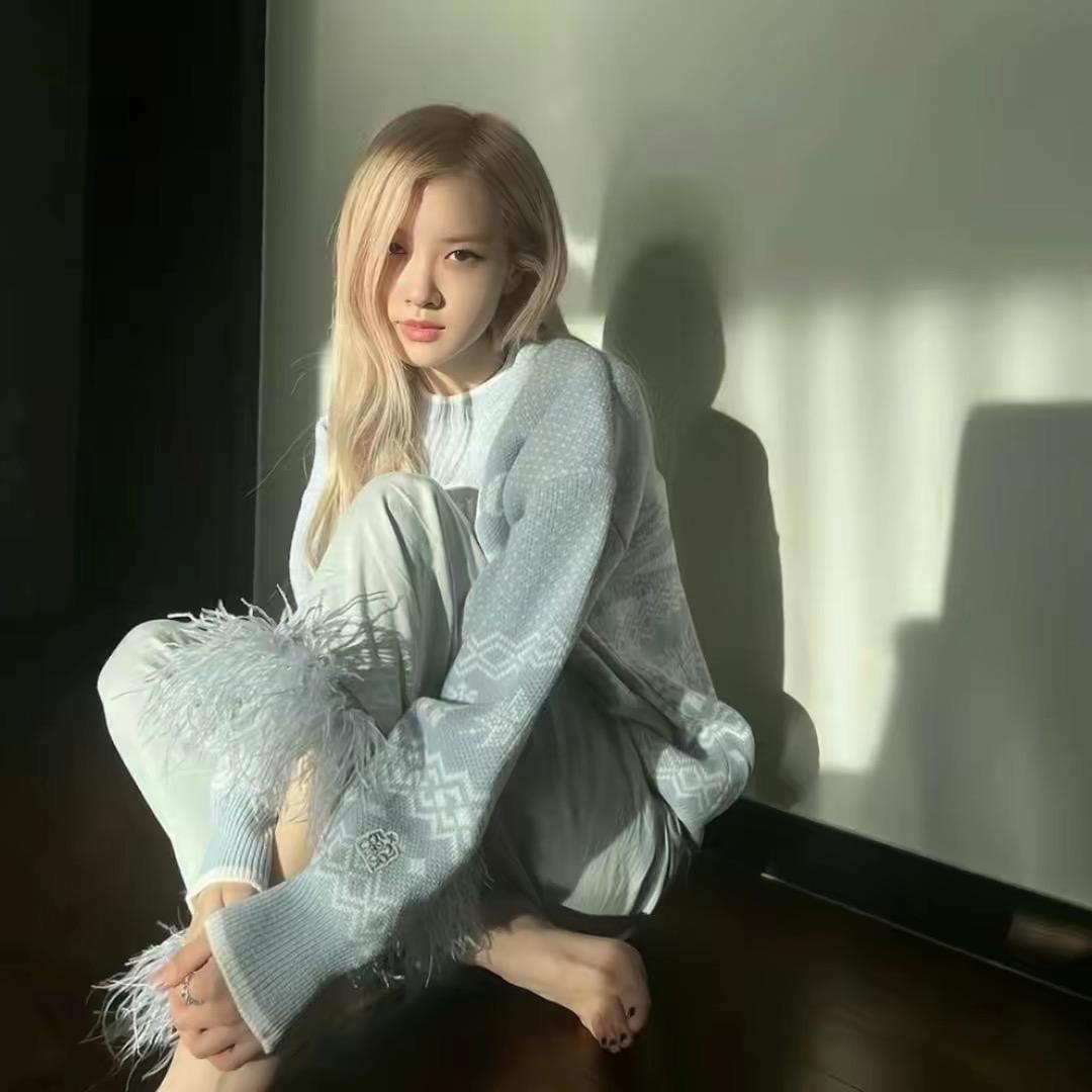 ㅤ.