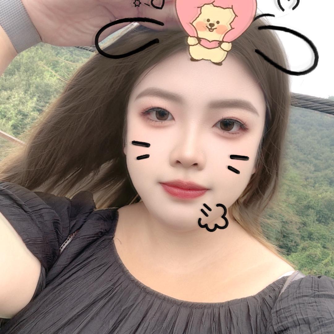 哲梦欣