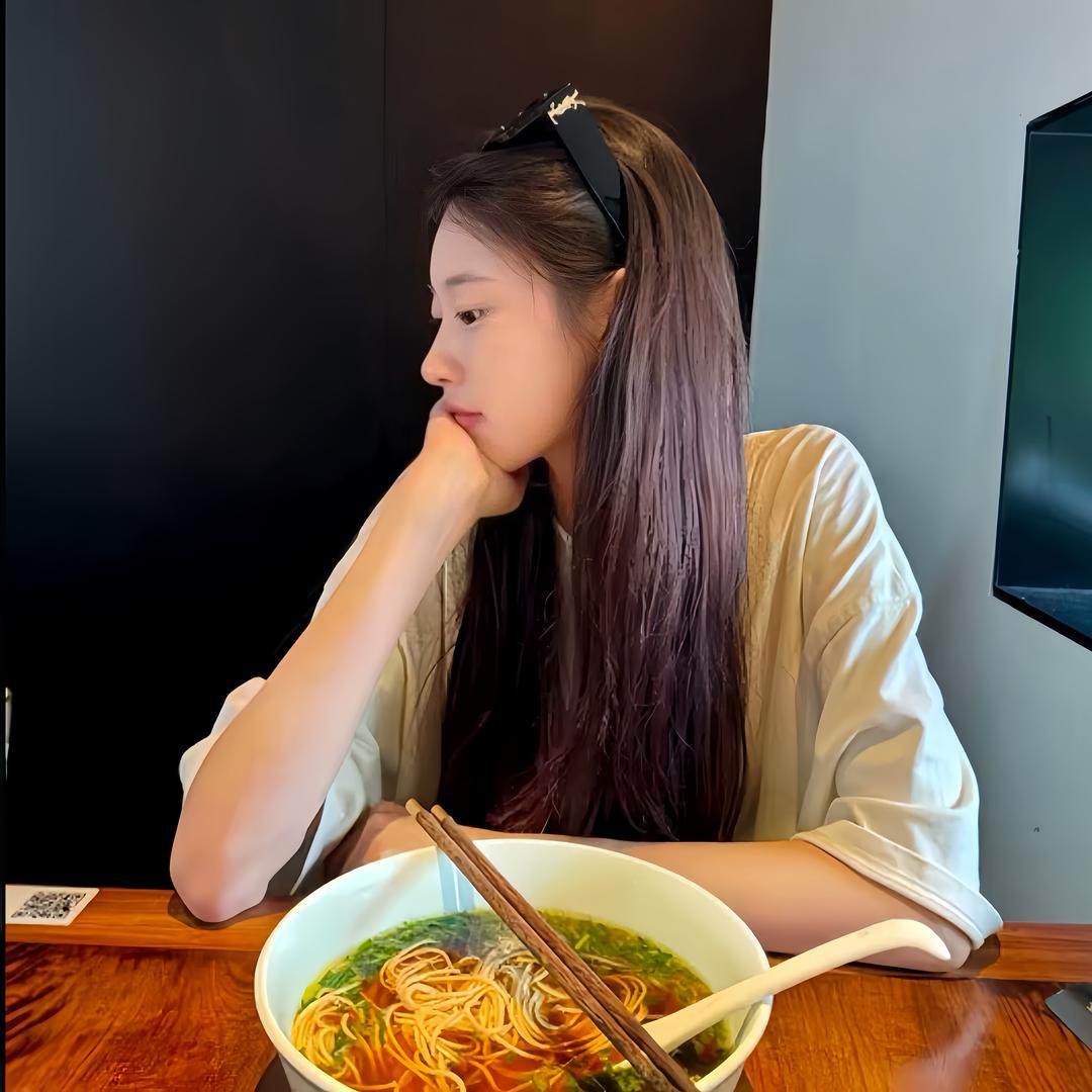 老板两份蒸饺