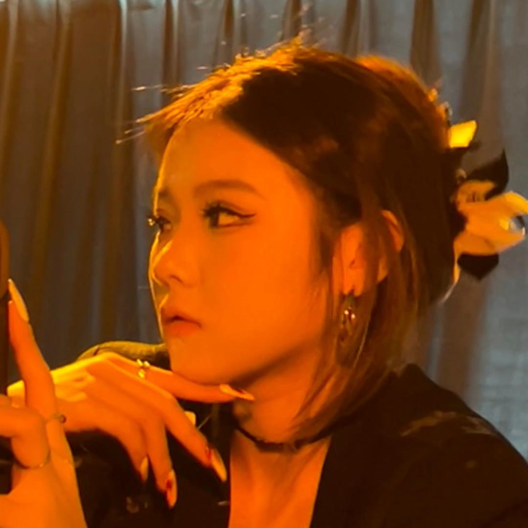 宝儿.