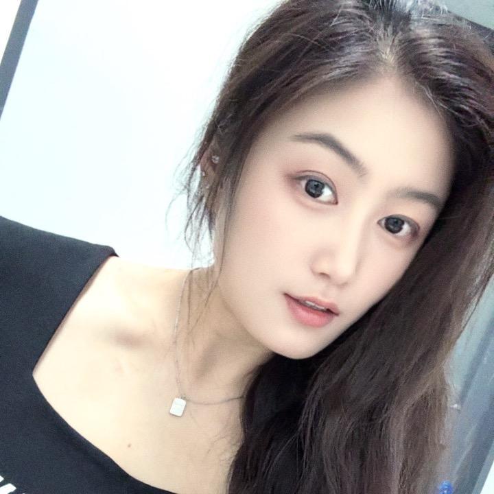 Fan. 樊樊.  ᨶ႒ᩚ