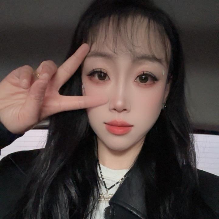 玲玲呀💕💕