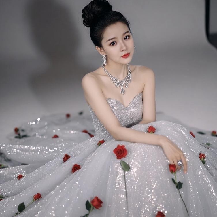 甜甜妈妈（每天12:30开播）