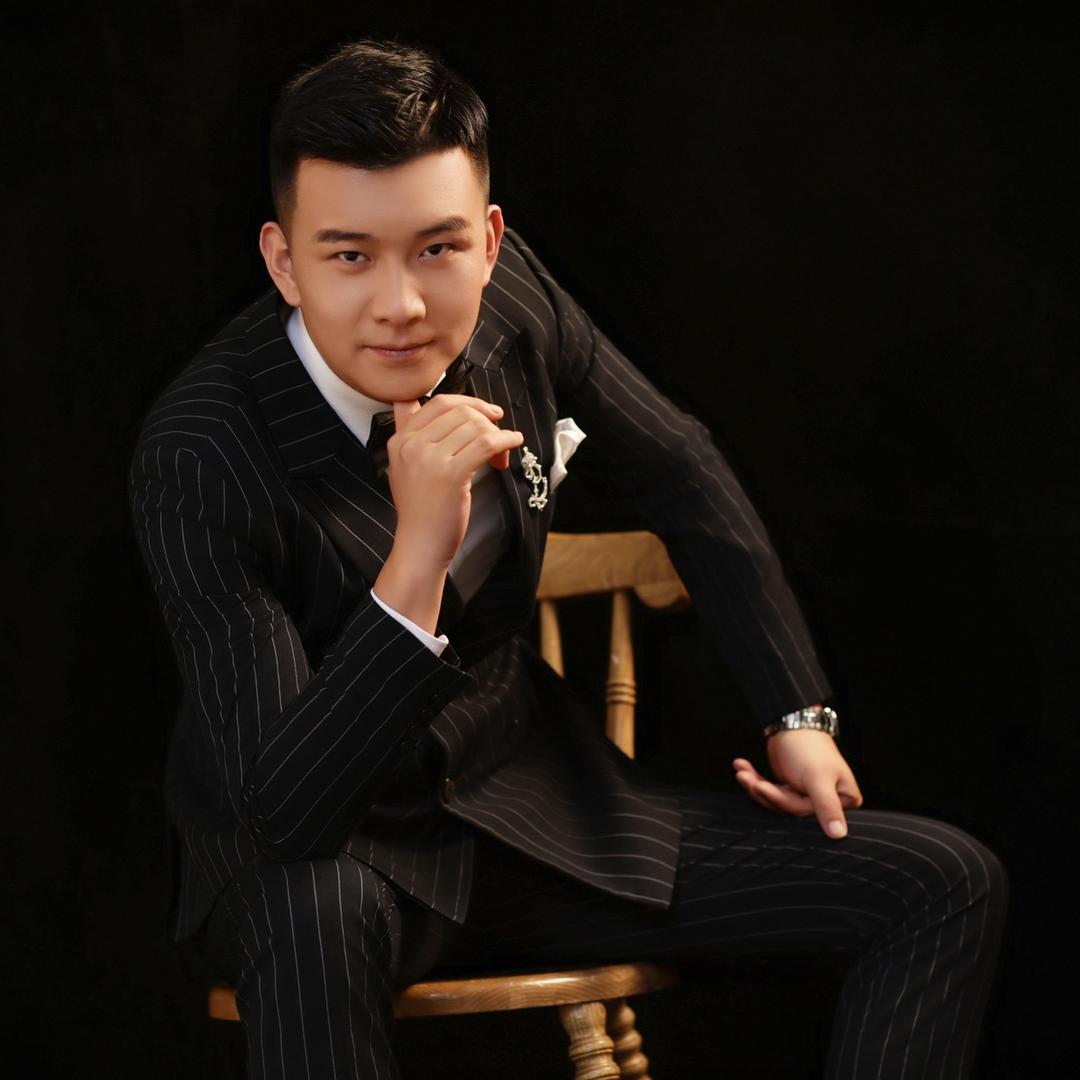 青海西宁明耀二手车、瓦长明