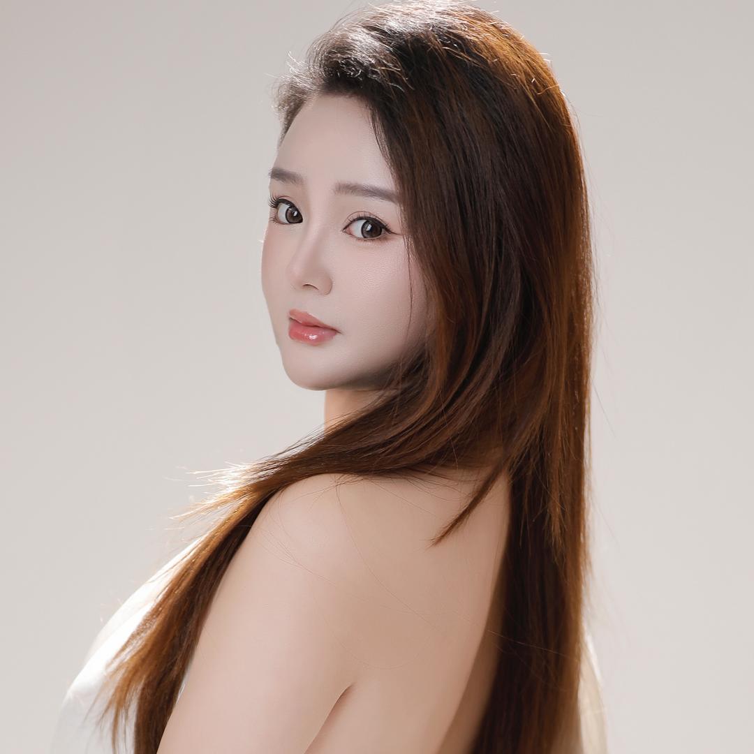 李彦彦