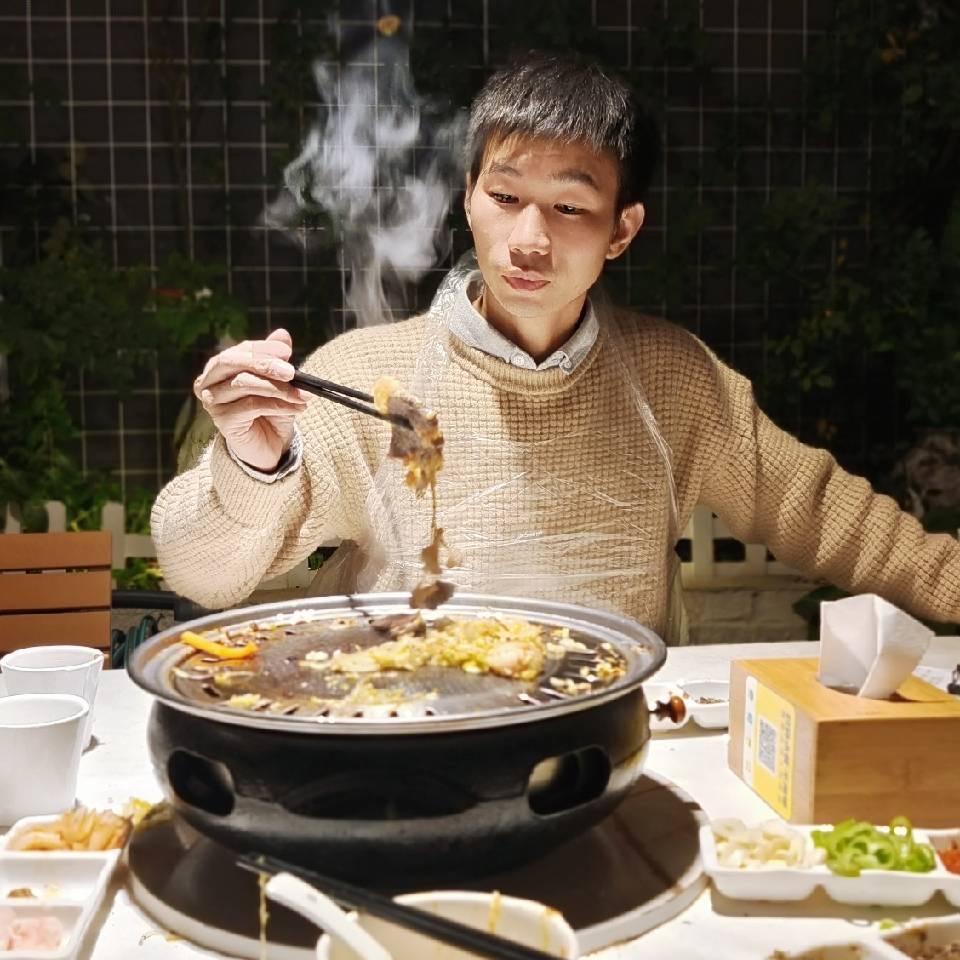 大师兄吃喝玩乐