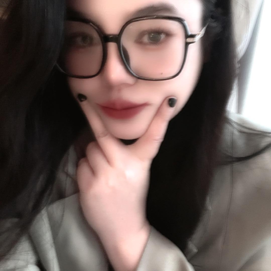 @柯柯是兔子吖🐰