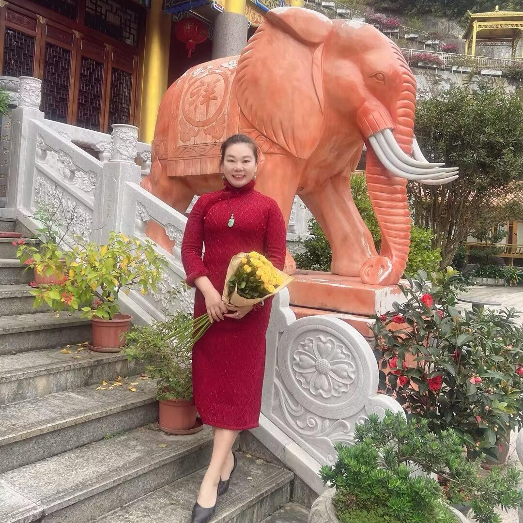 兴粤二手车（小蓉姐）