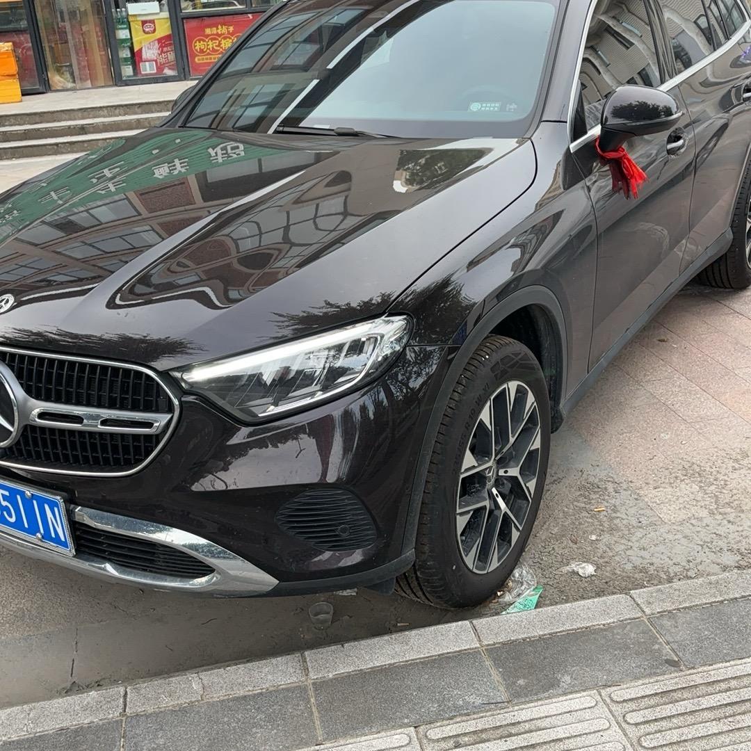 指间留烟味