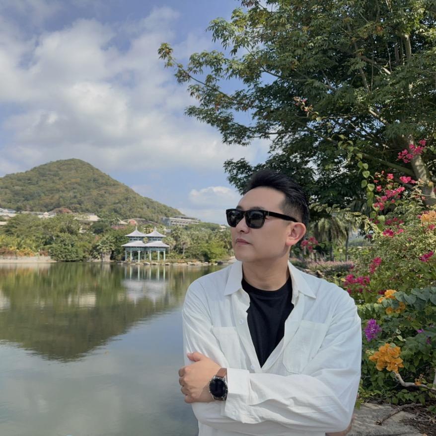 李老板会唱戏