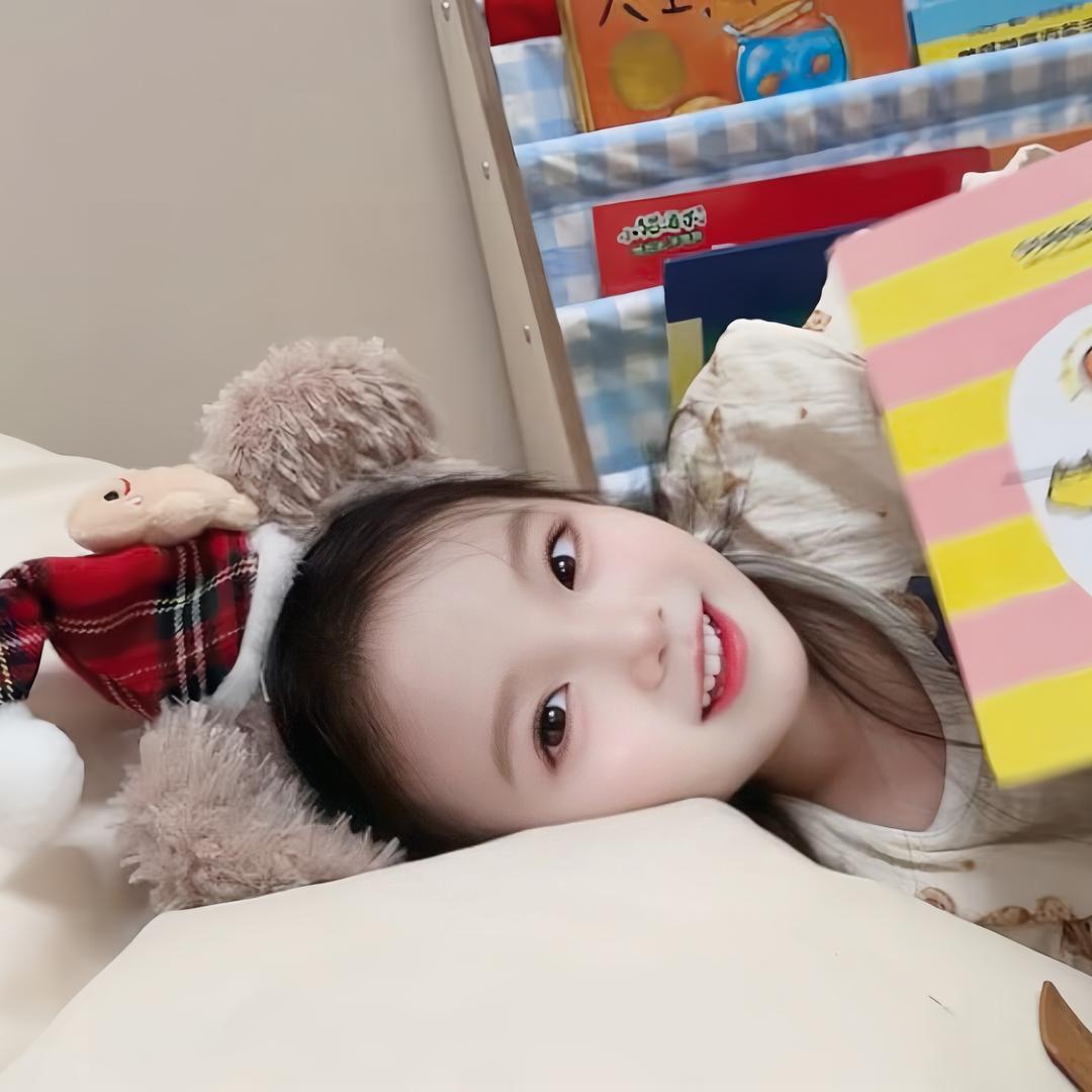 妞妞.