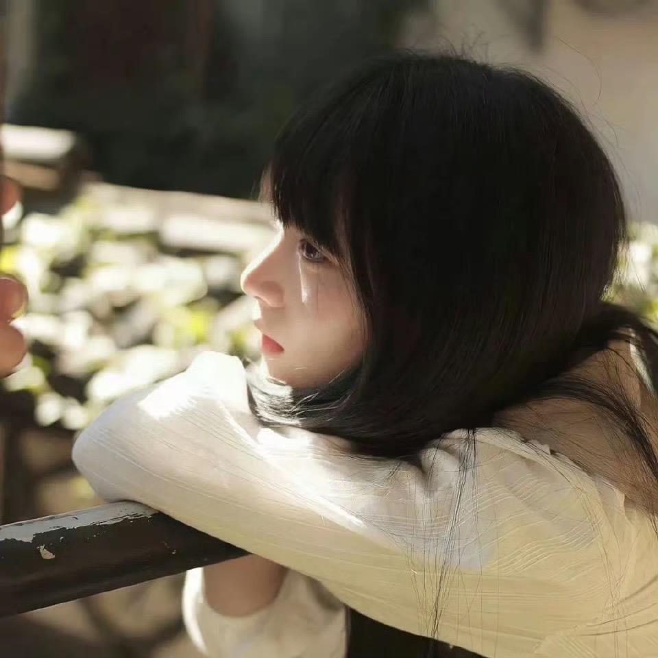 杏月.ᐟ