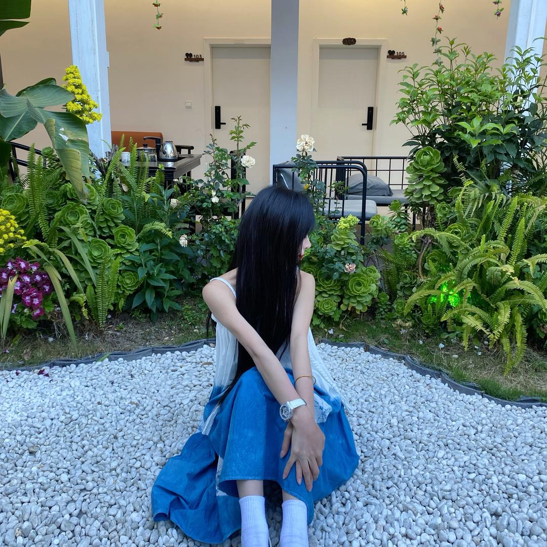 岑妮妮
