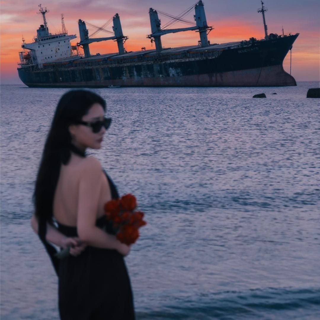 西咸新区空港城启银易源百货店