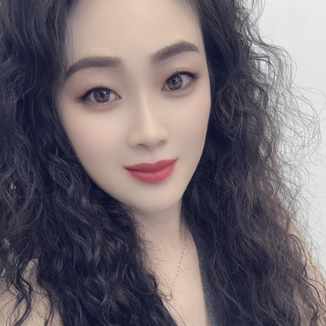 滨淮欧尚女装店