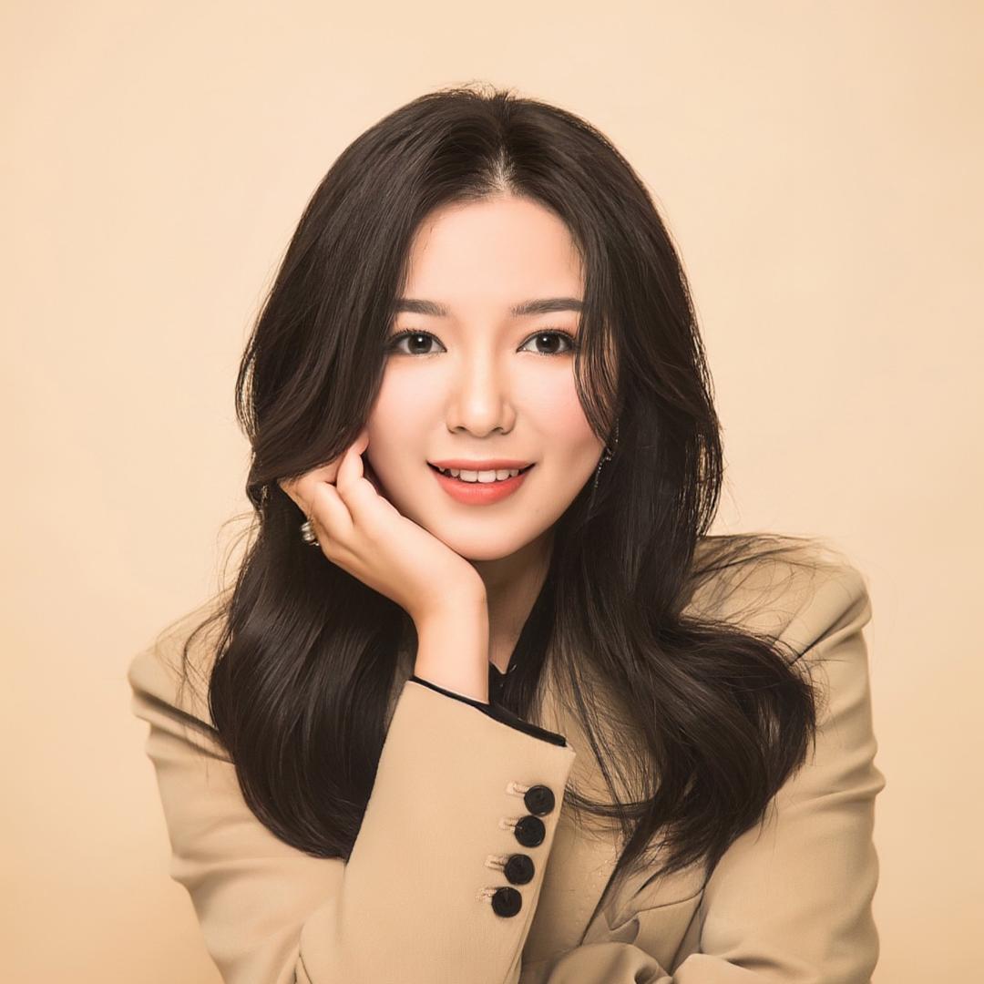 设计师小红红小
