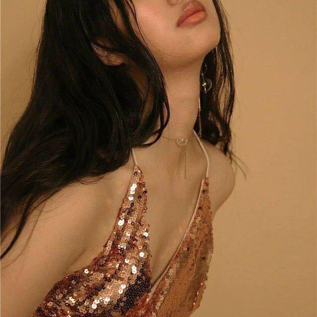 诗诗根本拍不完头像