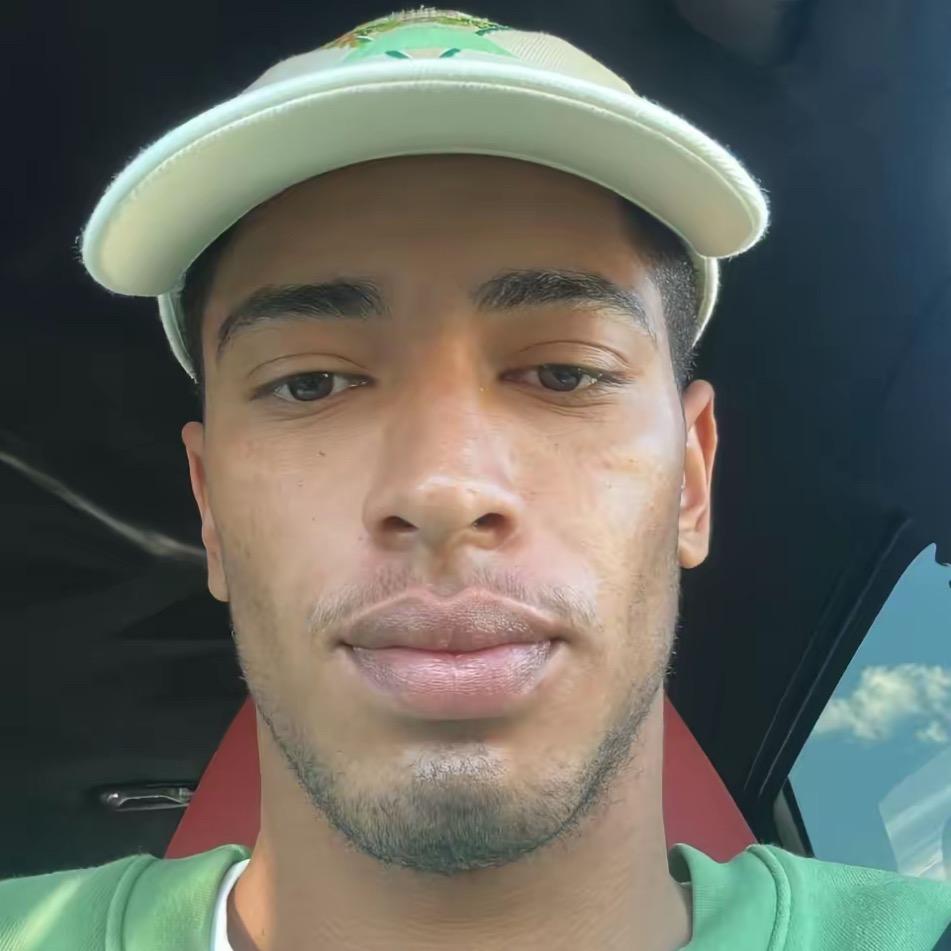 𝒁𝒉𝒖𝒃𝒆𝒍𝒊𝒏💫.