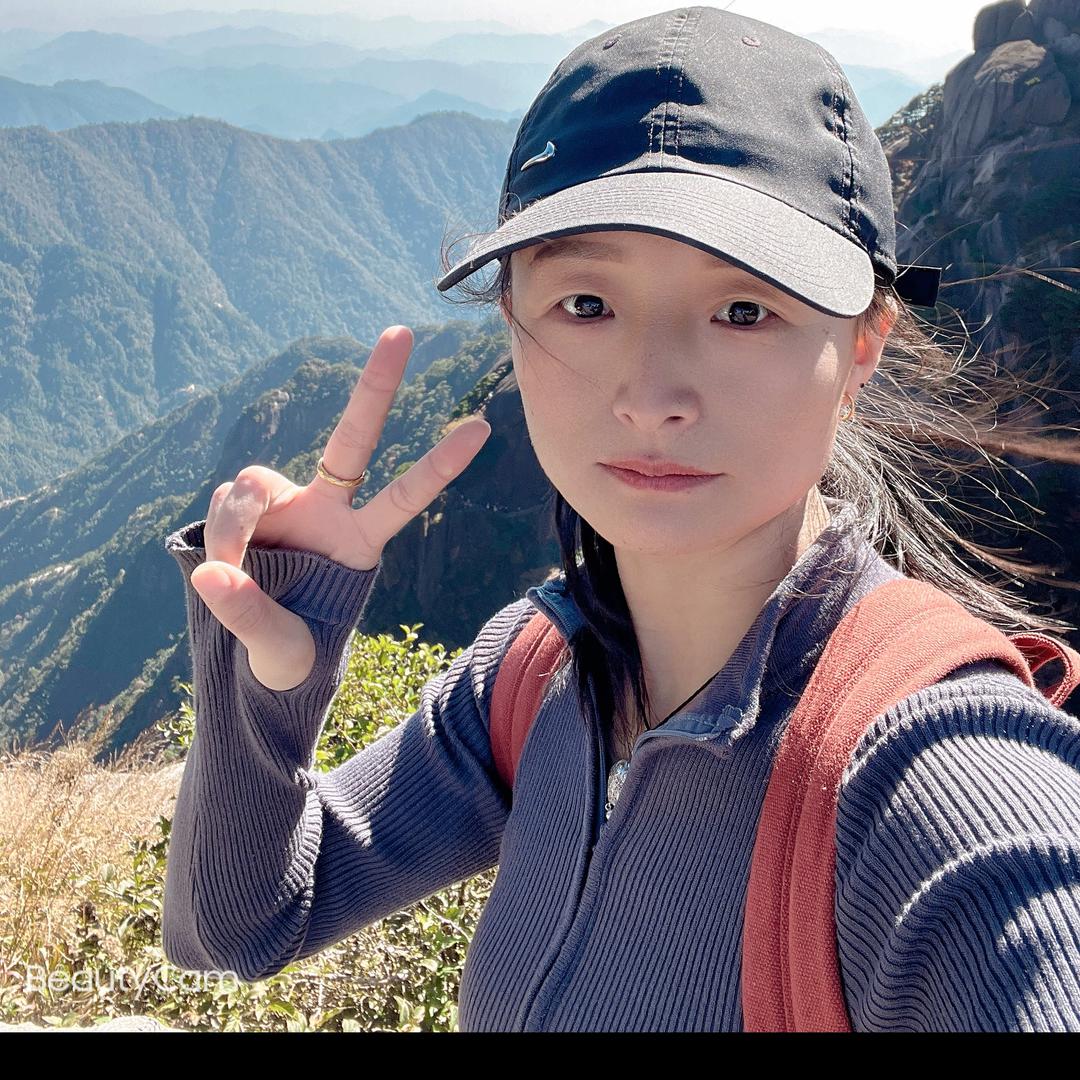 财小华