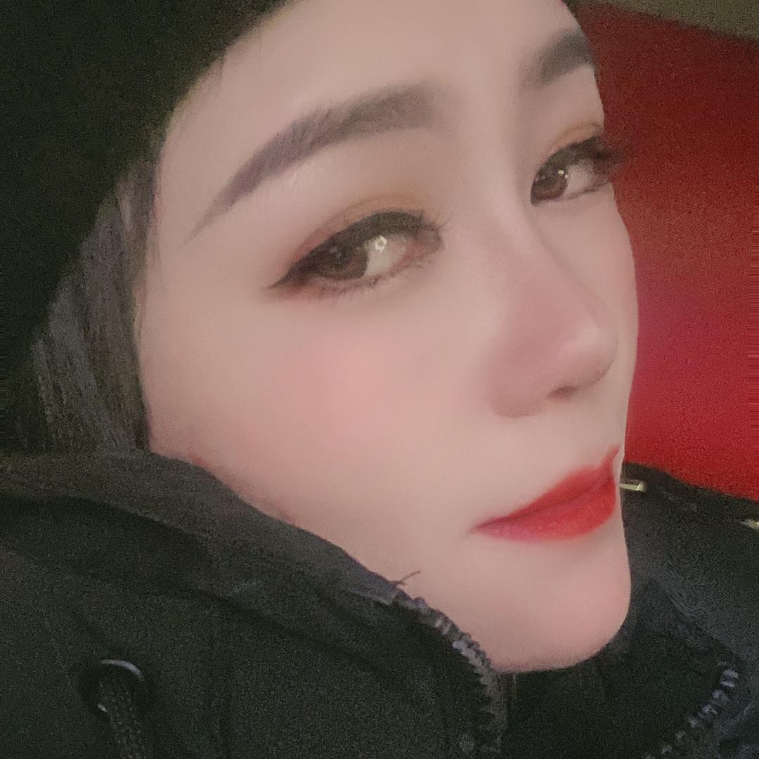 龍晓小姐