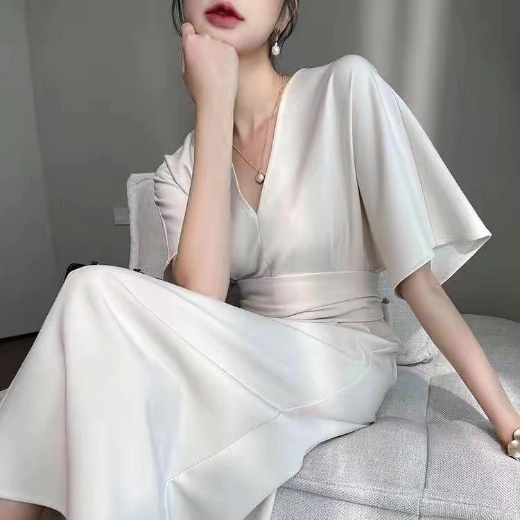 爱依服（全场一折Go) A8店