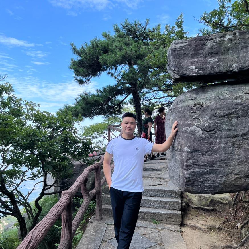 平江欧立博门窗工厂