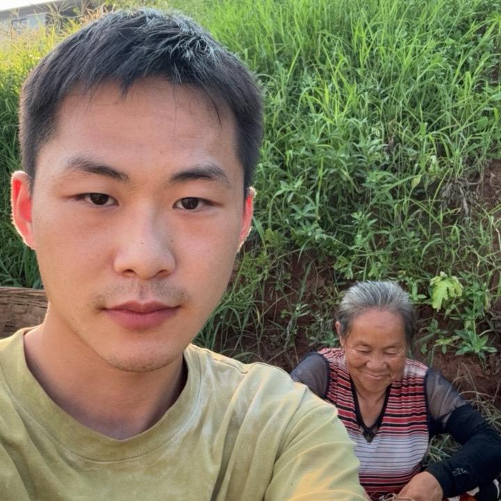 张志成