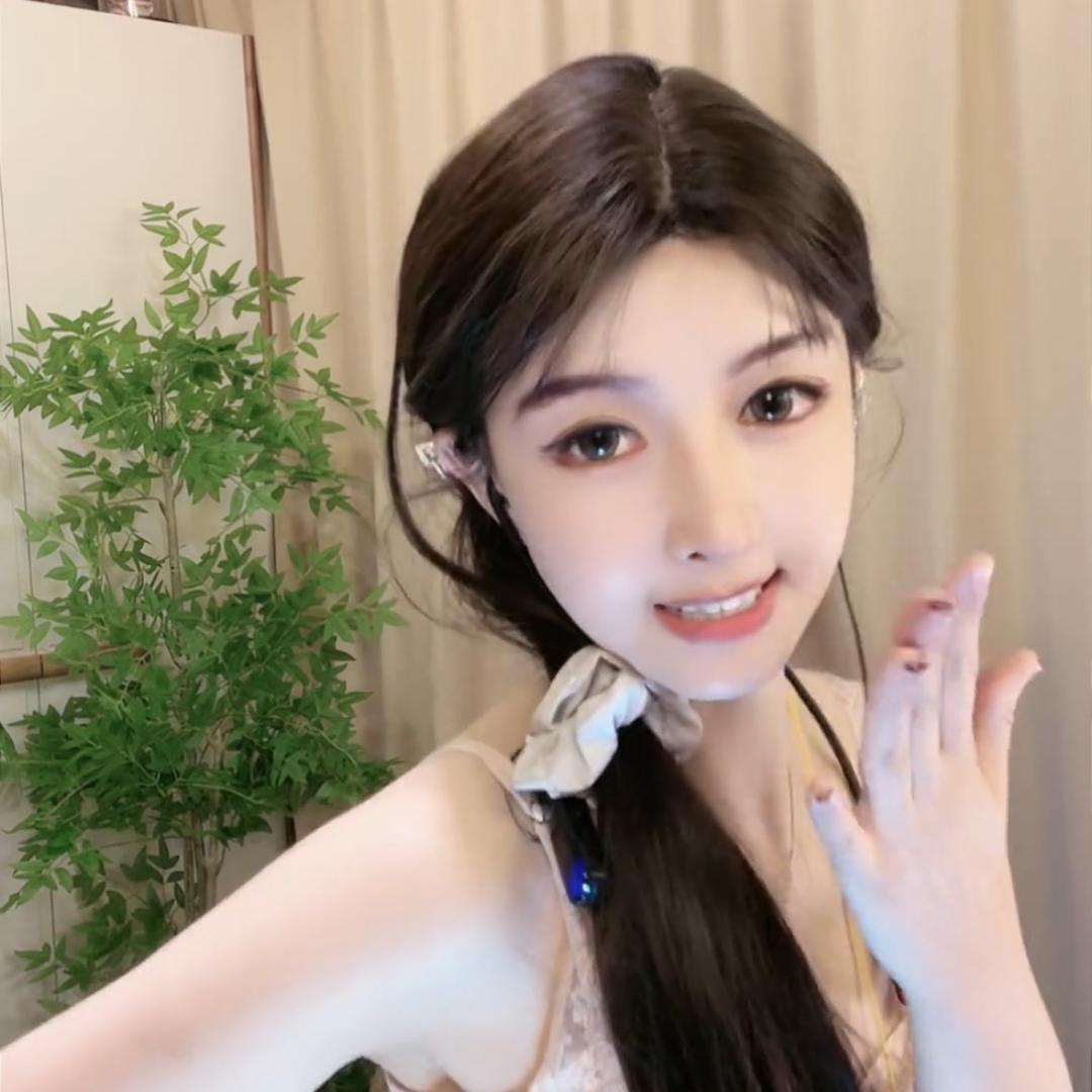 小飞✈️💃