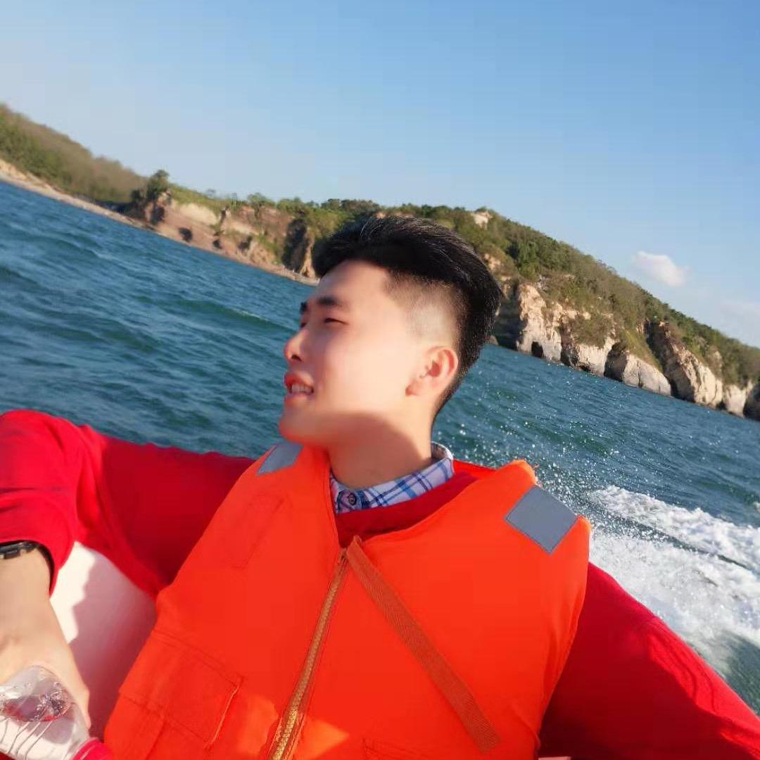 小昌🐻