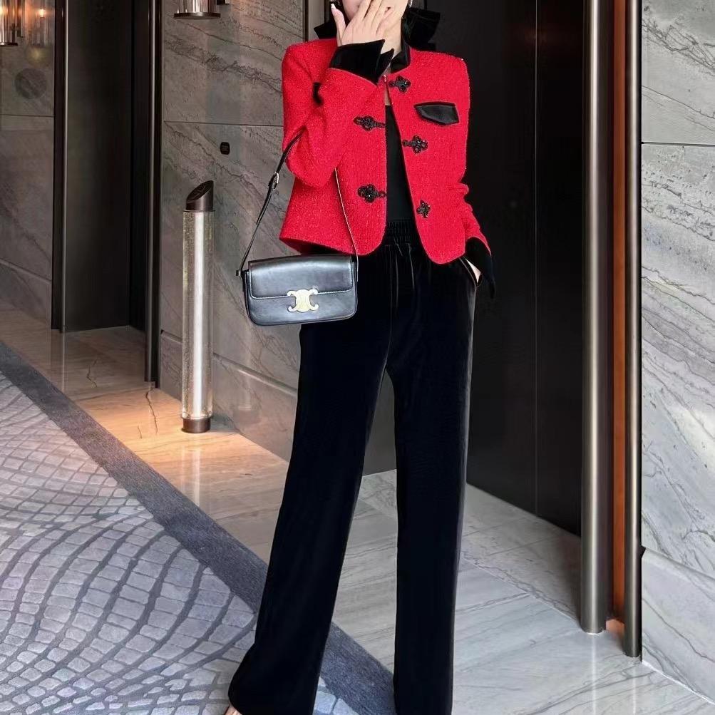 龘龘女装工厂店