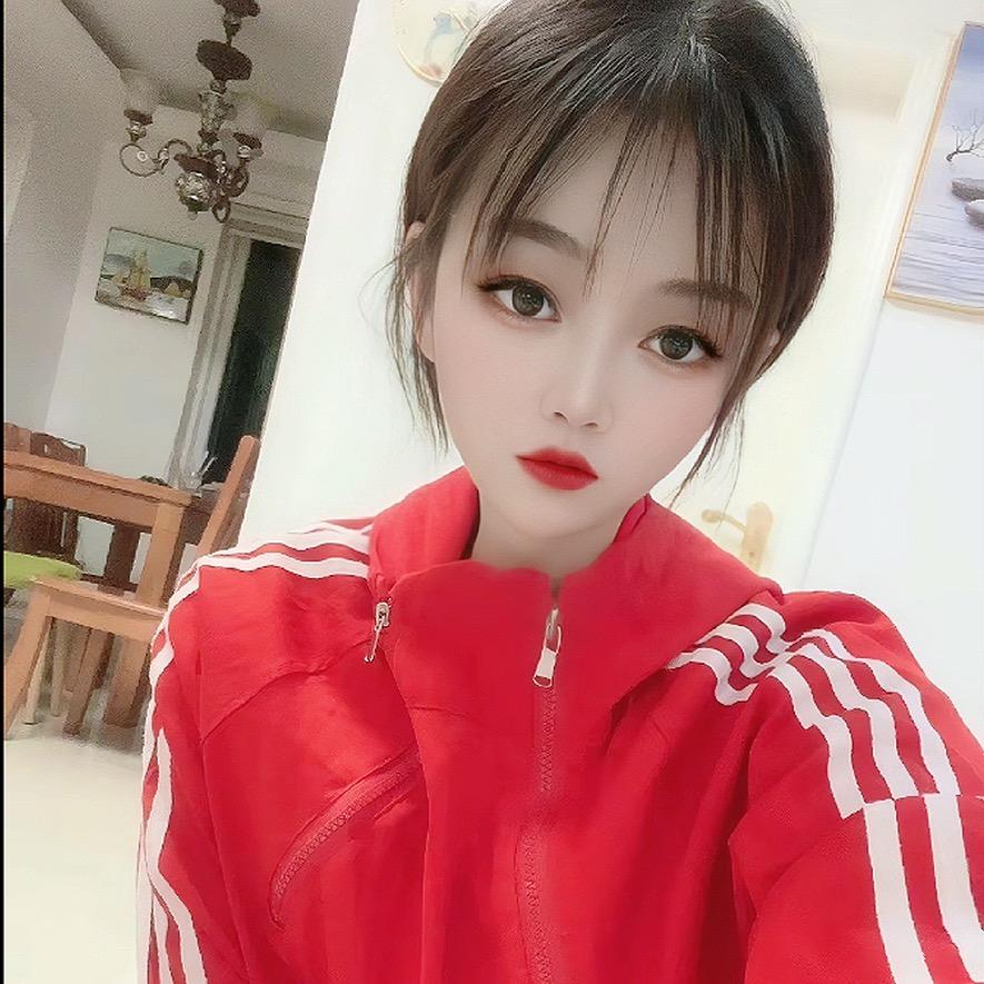 伊一💕（深情不及久伴）