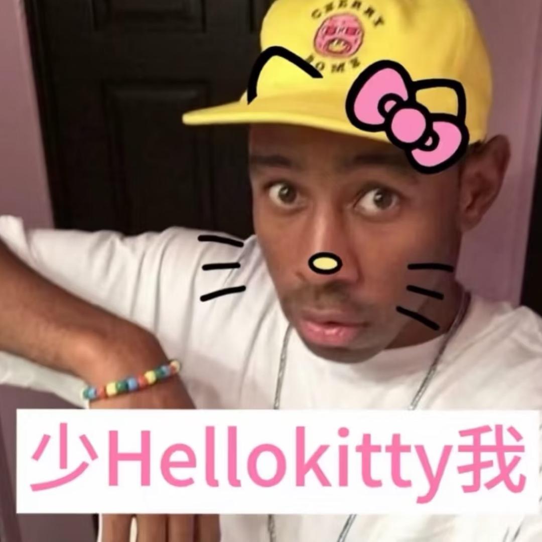1121