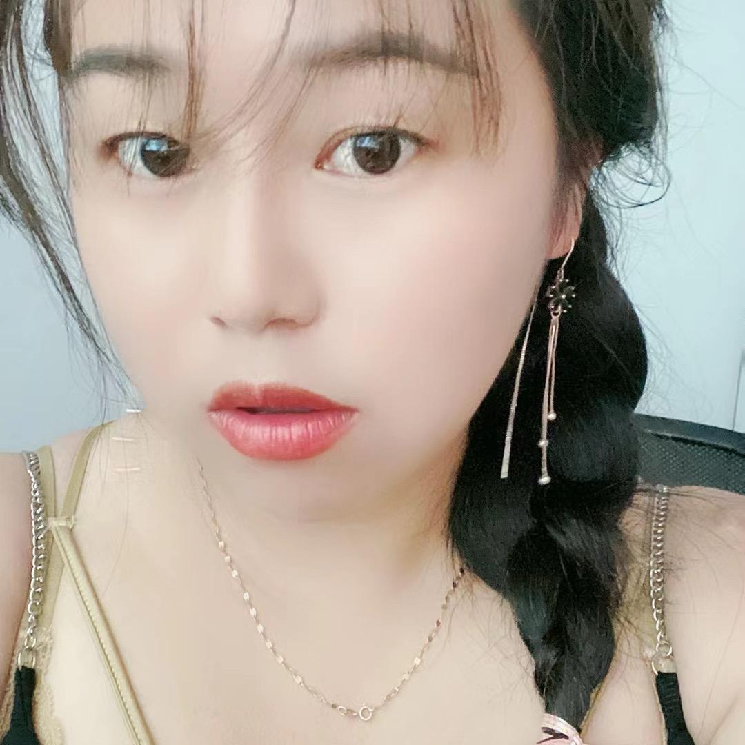 王不美（离异年纪大被嫌弃）