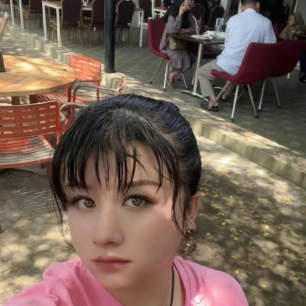 二姨精品文玩批发商（产地进行时）