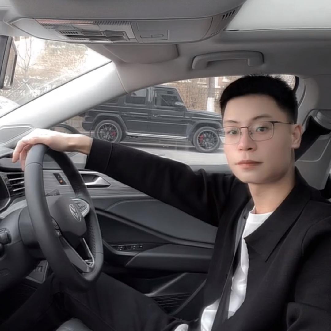 天才设计师-N哥