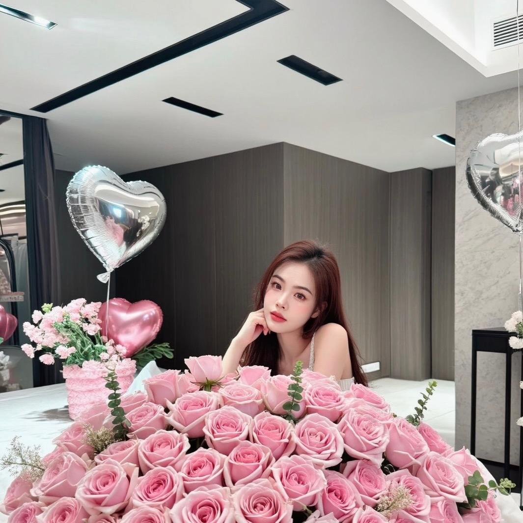 菲菲&