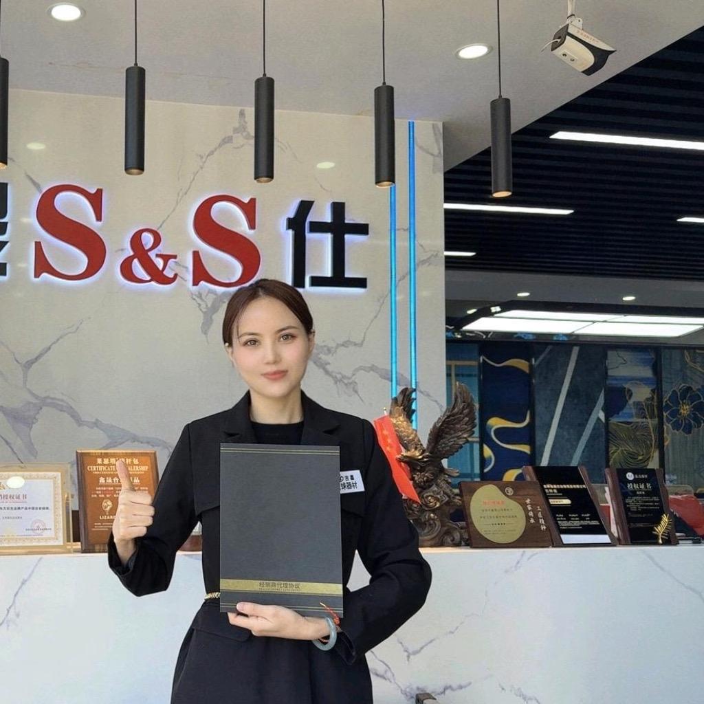 吉嘉壹品台球器材-张随缘