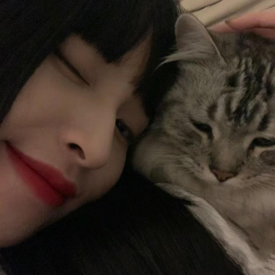 张大娆很甜❣️