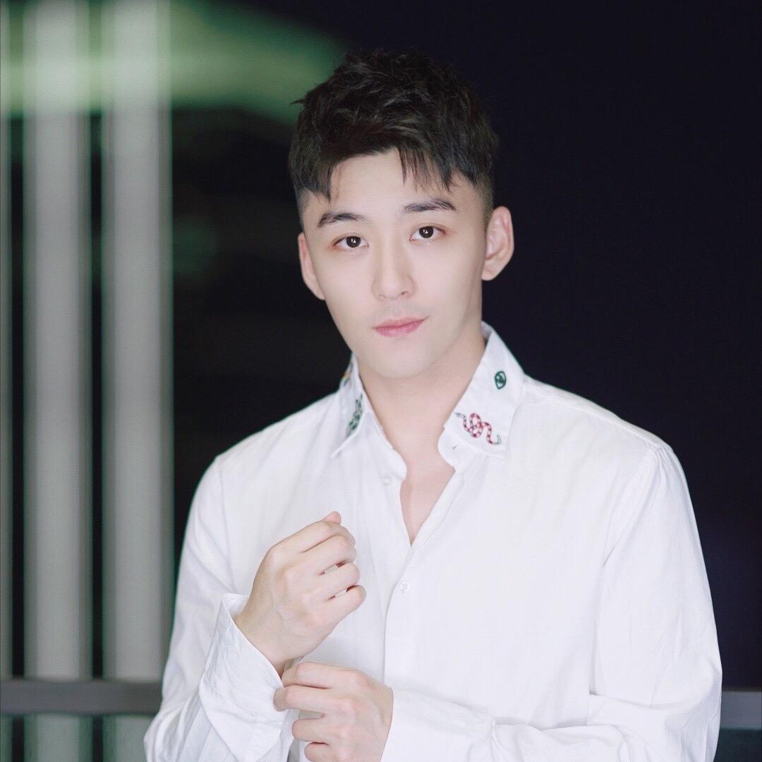 我是顾竣鹏