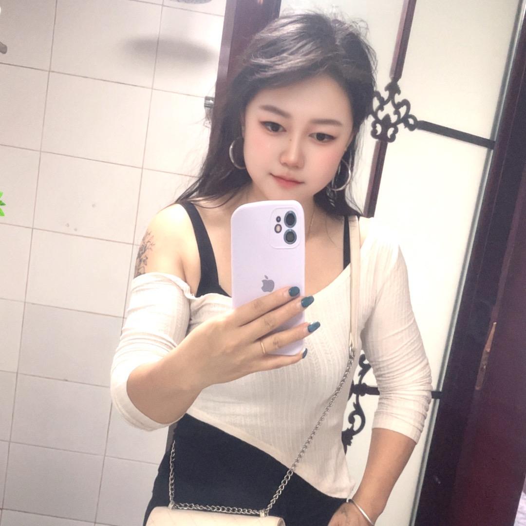 白水修手机📱小姐姐🧍‍♀️