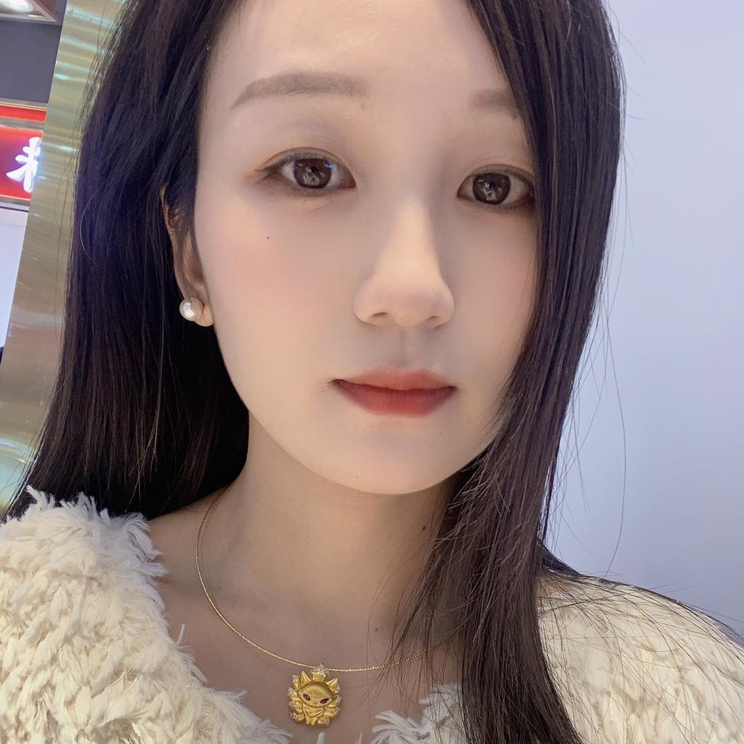 水贝珠宝 英子