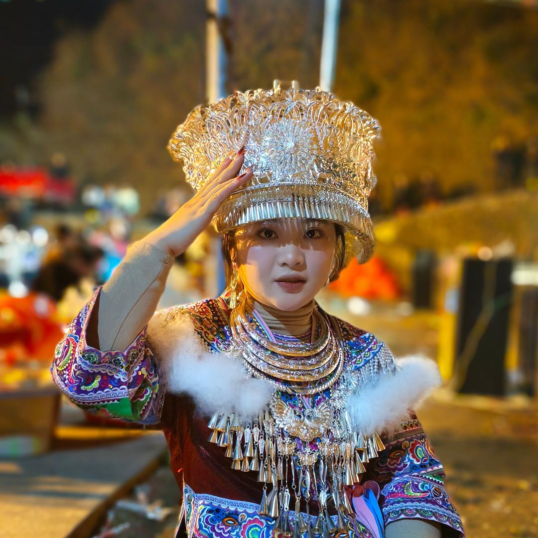 梦呜苗寨的漂酿小兰